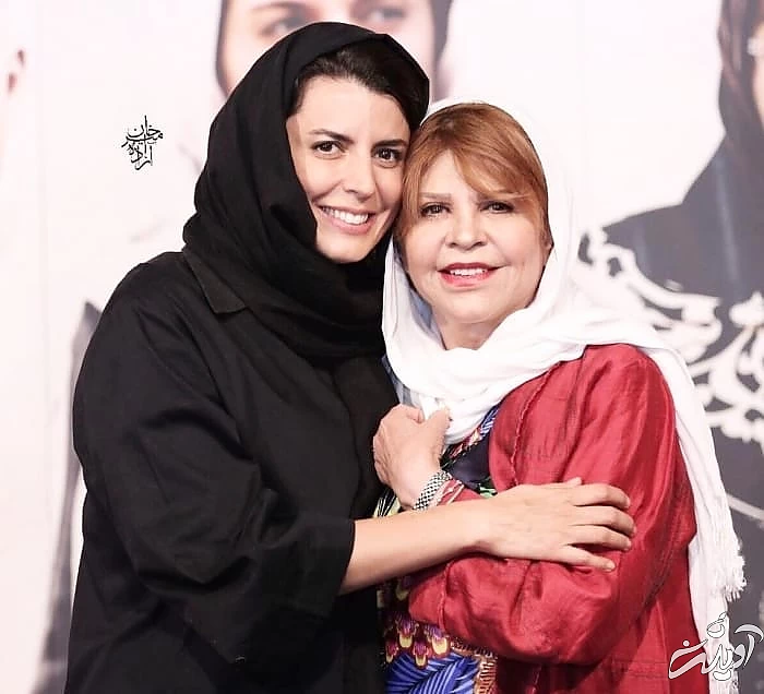 زری خوش کام و دخترش 